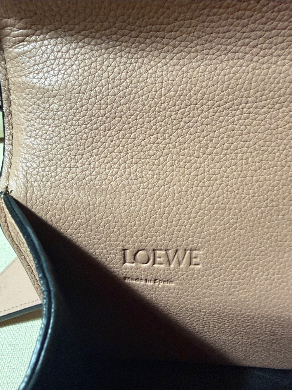 Loewe Pink Leather Barcelona Puzzle-Accent Top Handle Bag - Picture 7 of 16